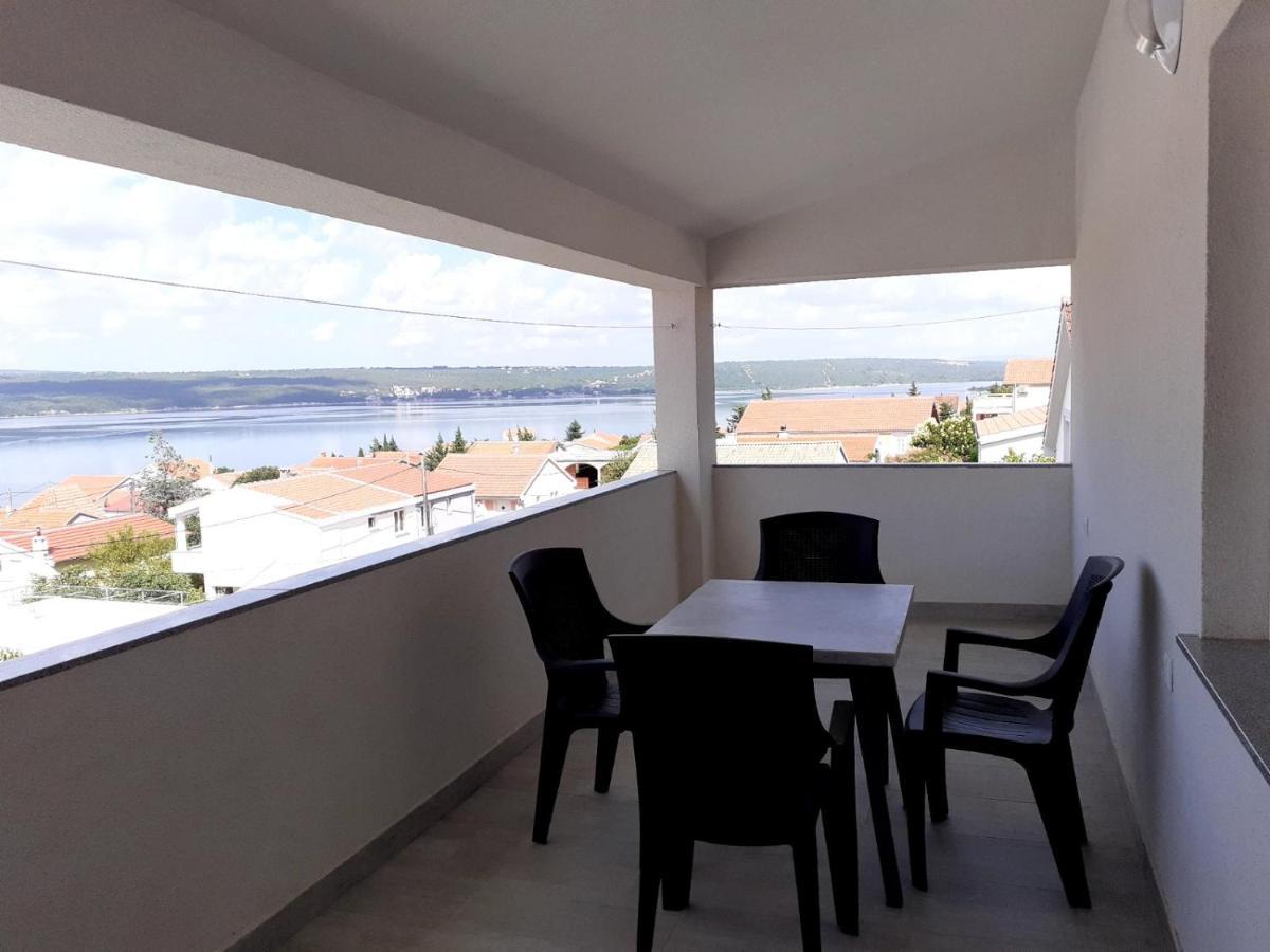 Apartmani Grumf Gornji Karin Kültér fotó
